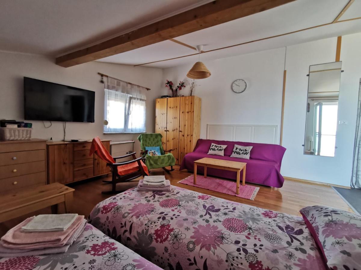 Anita Studio Apartment With Terrace Rijeka Extérieur photo