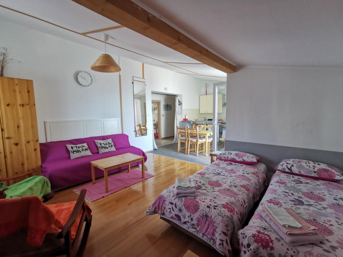 Anita Studio Apartment With Terrace Rijeka Extérieur photo